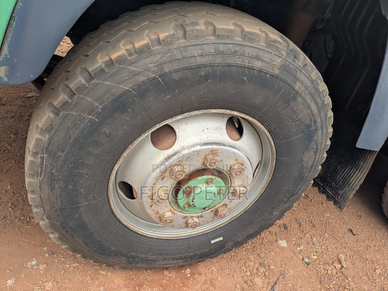 Mitsubishi Fuso 2002 Green