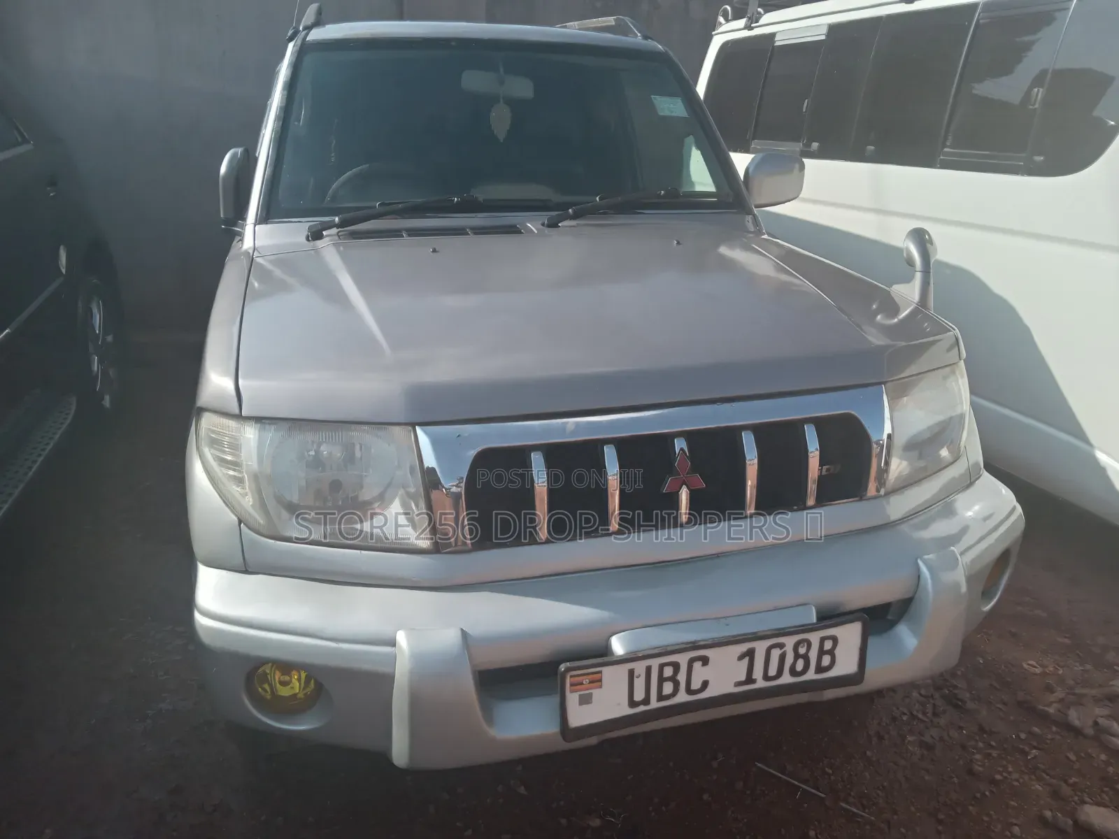 Mitsubishi Pajero IO 1998 Silver