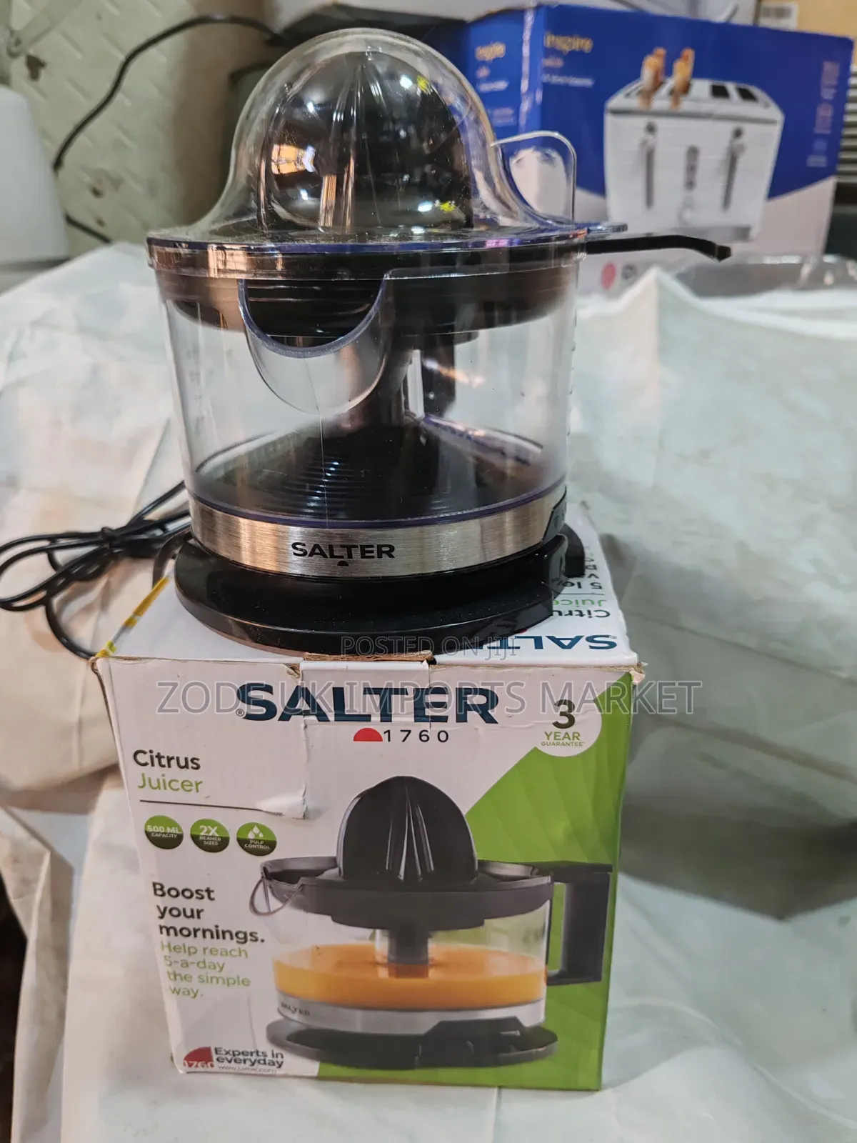 Salter Citrus Juicer
