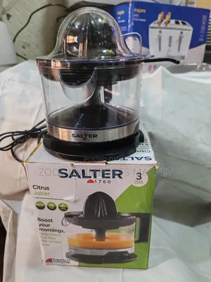 Salter Citrus Juicer