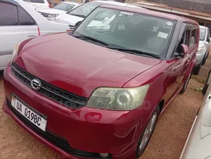 Toyota Corolla Rumion 2011 Maroon