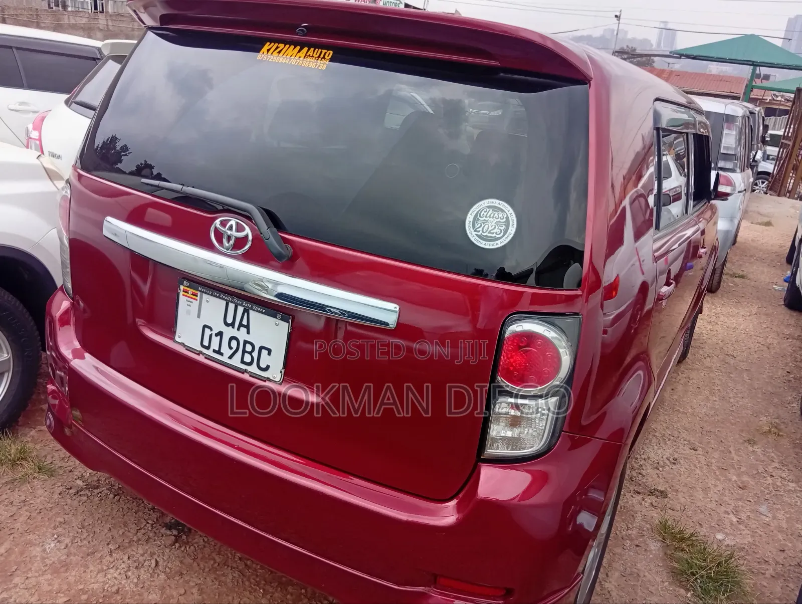 Toyota Corolla Rumion 2011 Maroon