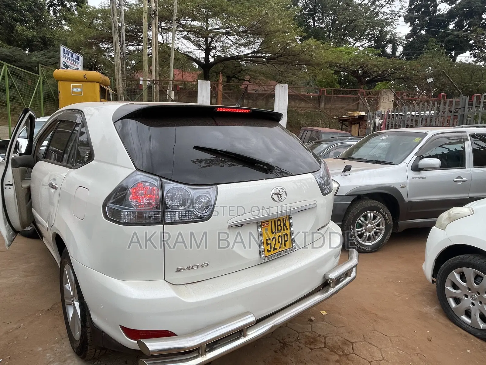 Toyota Harrier 2008 White