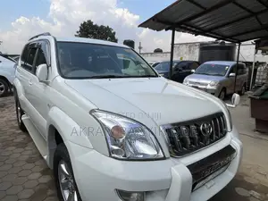 Toyota Land Cruiser Prado 2008 White