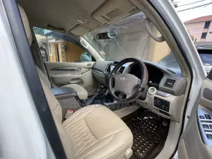 Toyota Land Cruiser Prado 2008 White