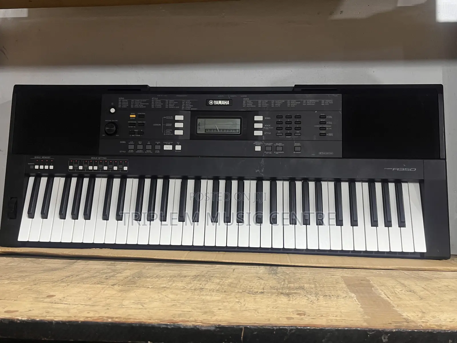 Yamaha PSR a 350 Piano Keyboard