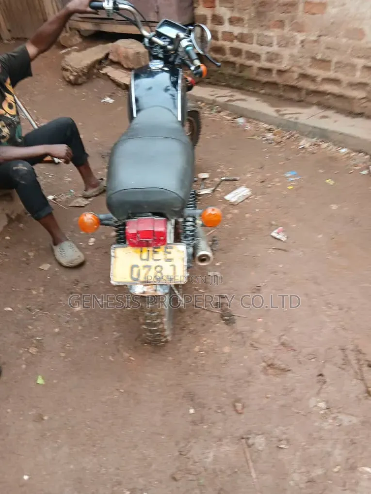 Honda 2010 Black