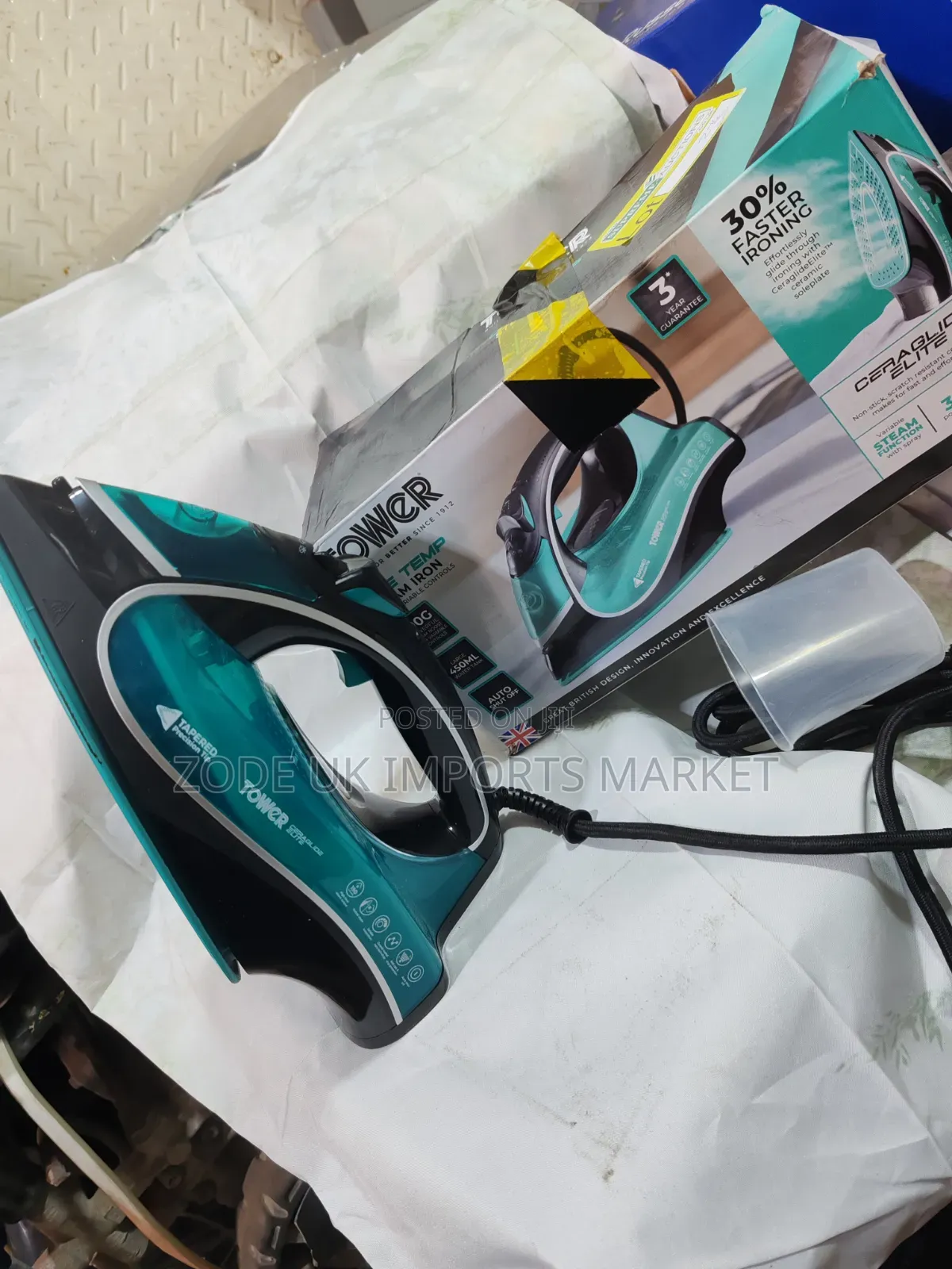 Tower One Temp Steam Iron With Variable Control
