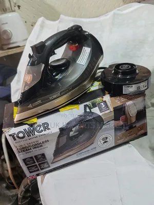 Tower Cord/Cordless Steam Iron
