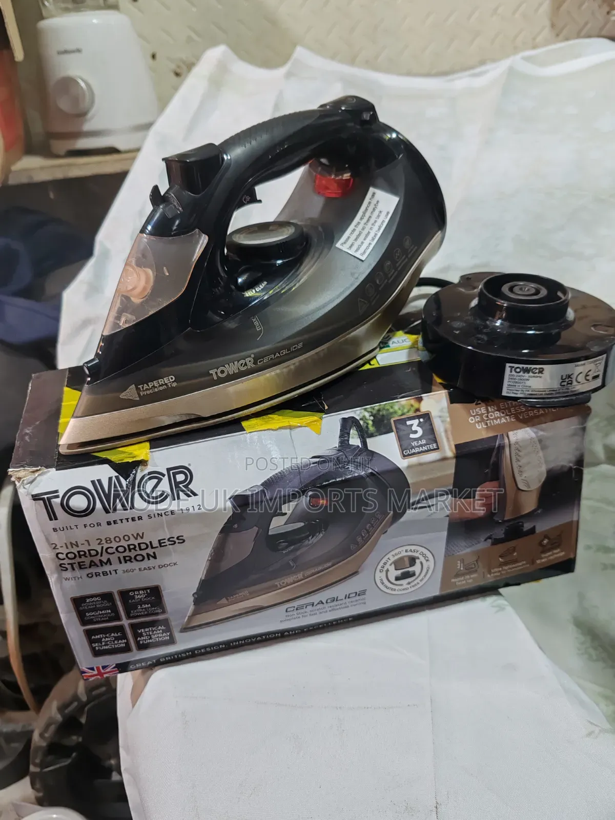Tower Cord/Cordless Steam Iron