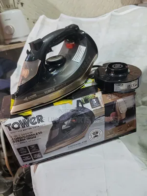 Tower Cord/Cordless Steam Iron