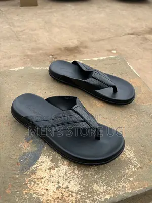 Clarks Black Premium Leather Rubber Soft Genuine Sandals