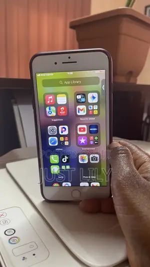 Apple iPhone 8 Plus 64 GB White