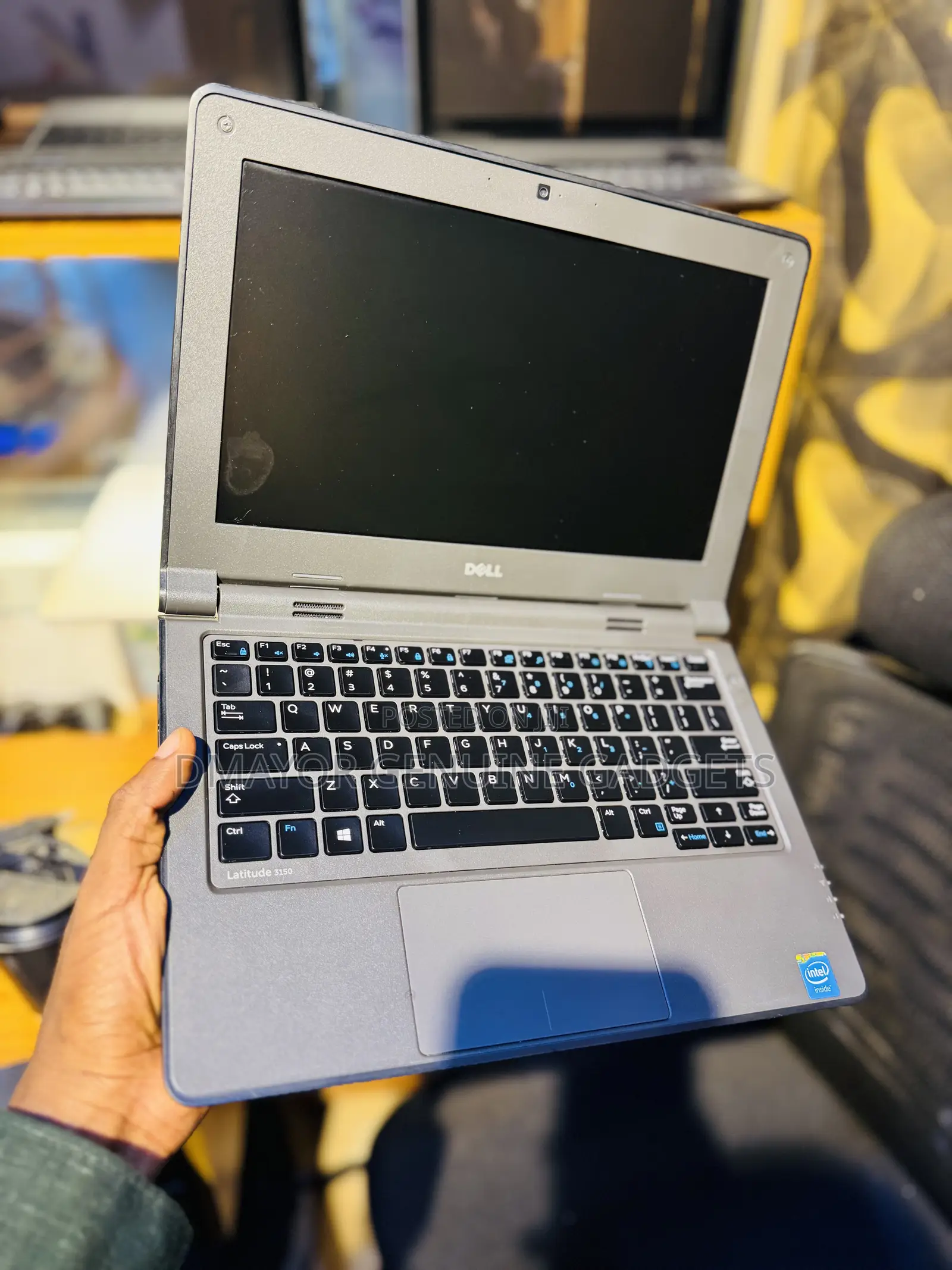 Laptop Dell Latitude 3180 4GB Intel Celeron HDD 320GB