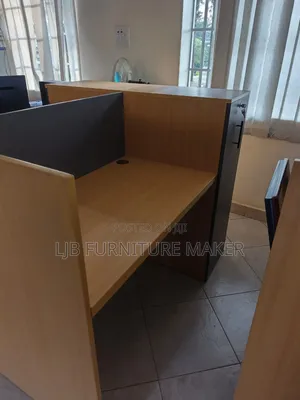 Laminated Workstation for 2seaters