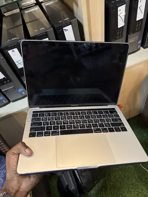 Laptop Apple MacBook Pro 2015 16GB Intel Core i5 SSD 128GB