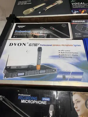 Dvon 9090 Wireless Microphones