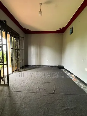 3bdrm House in Busukuma for sale