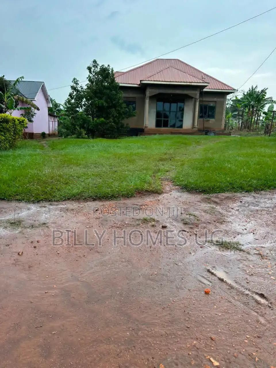 3bdrm House in Busukuma for sale