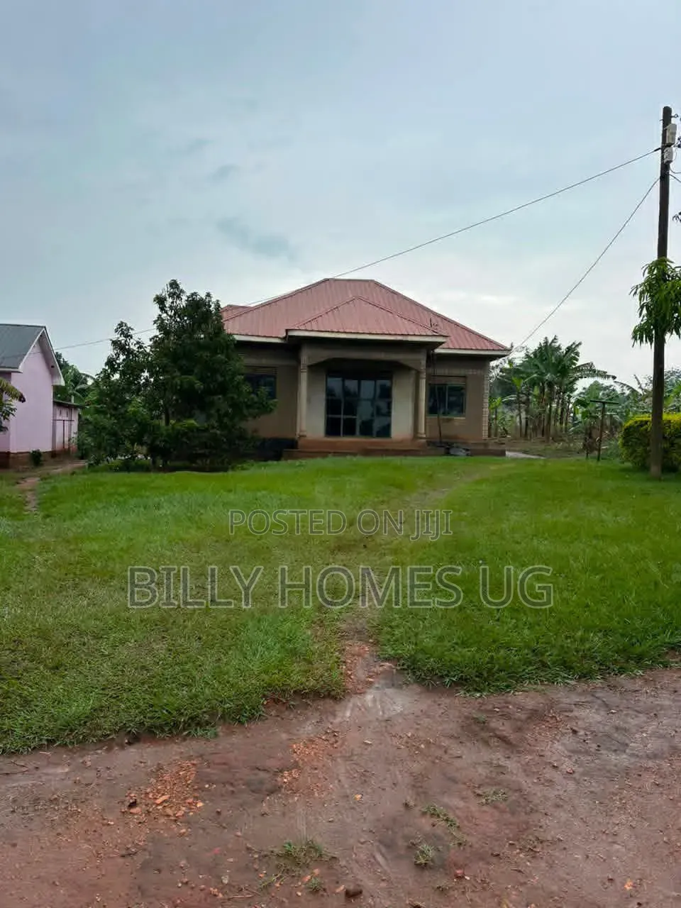 3bdrm House in Busukuma for sale