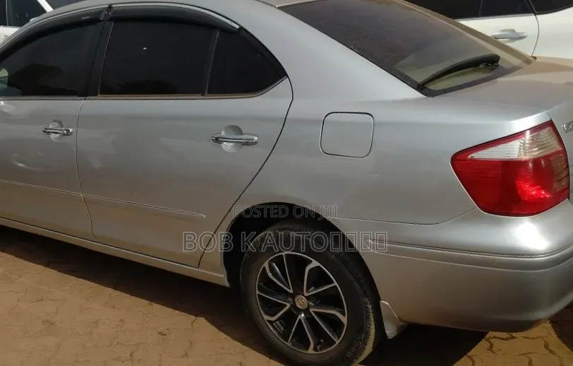 Toyota Premio 2004 Silver