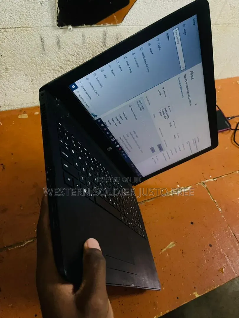 Laptop HP EliteBook 840 G5 4GB Intel Core i3 HDD 500GB
