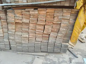 Multi-Blade Saw (For Cutting Square Planks)