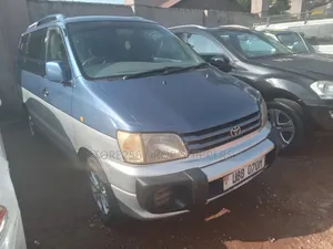Toyota LiteAce Noah 1997 Blue