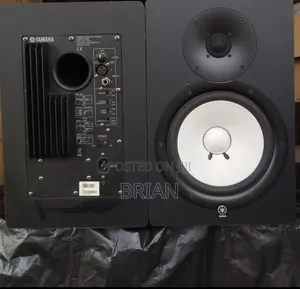 Yamaha HS 80 Studio Monitors