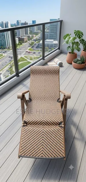 Reclining Lounge Chair