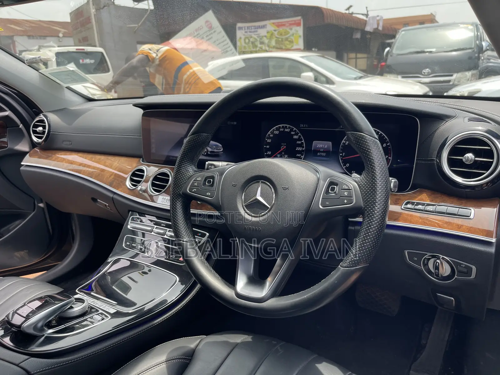 Mercedes-Benz E400 2017 Gray