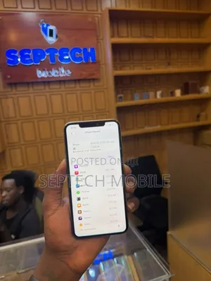 New Apple iPhone 11 Pro Max 256 GB White