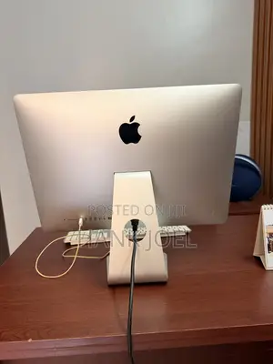 Desktop Computer Apple iMac 8GB Intel Core i5 HDD 1T