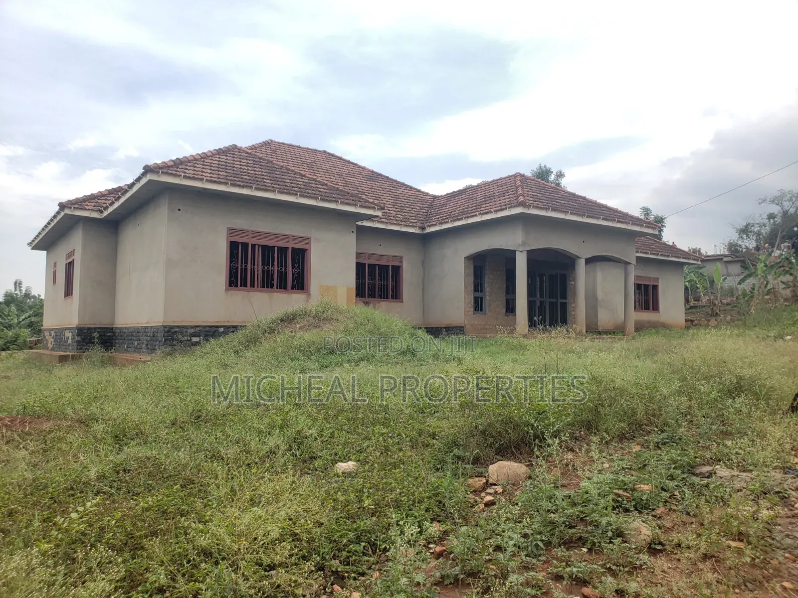 4bdrm House in Masoli Gayaza Rd At, Kawempe for sale
