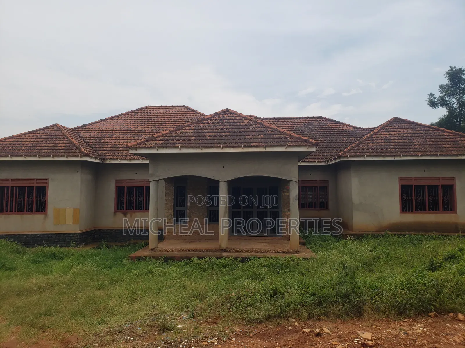 4bdrm House in Masoli Gayaza Rd At, Kawempe for sale