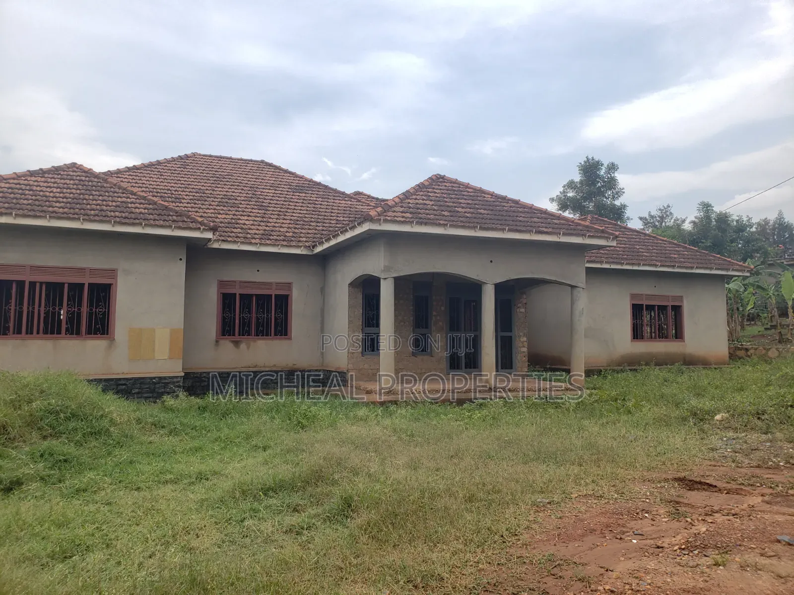 4bdrm House in Masoli Gayaza Rd At, Kawempe for sale