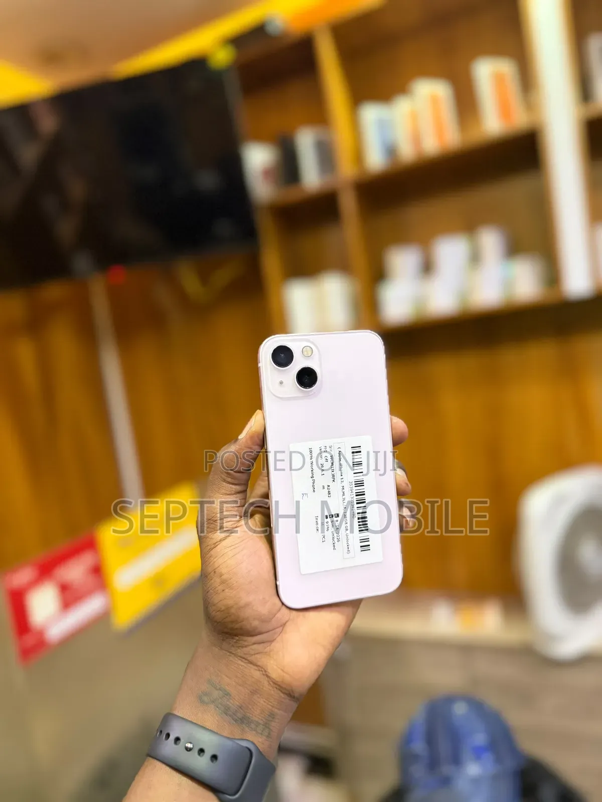 New Apple iPhone 13 128 GB White