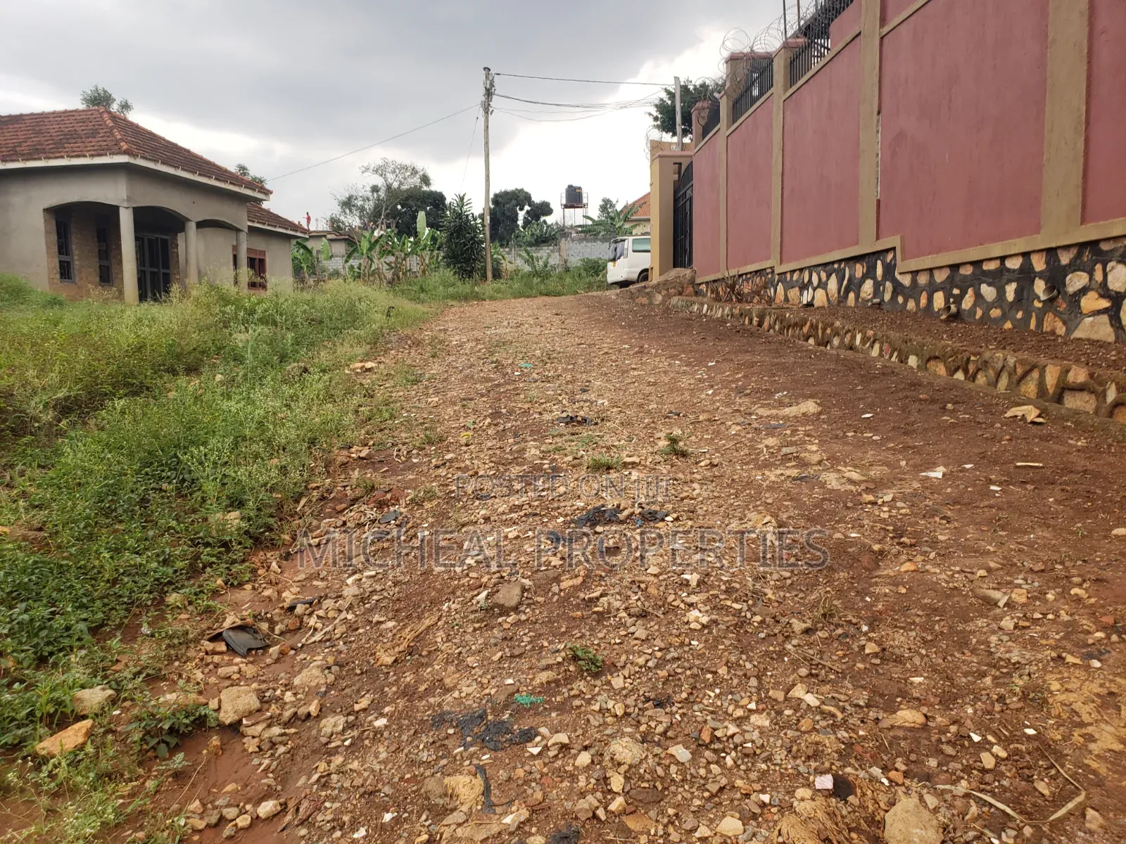 Plot for Sell Masoli at 150m With Land Titles
