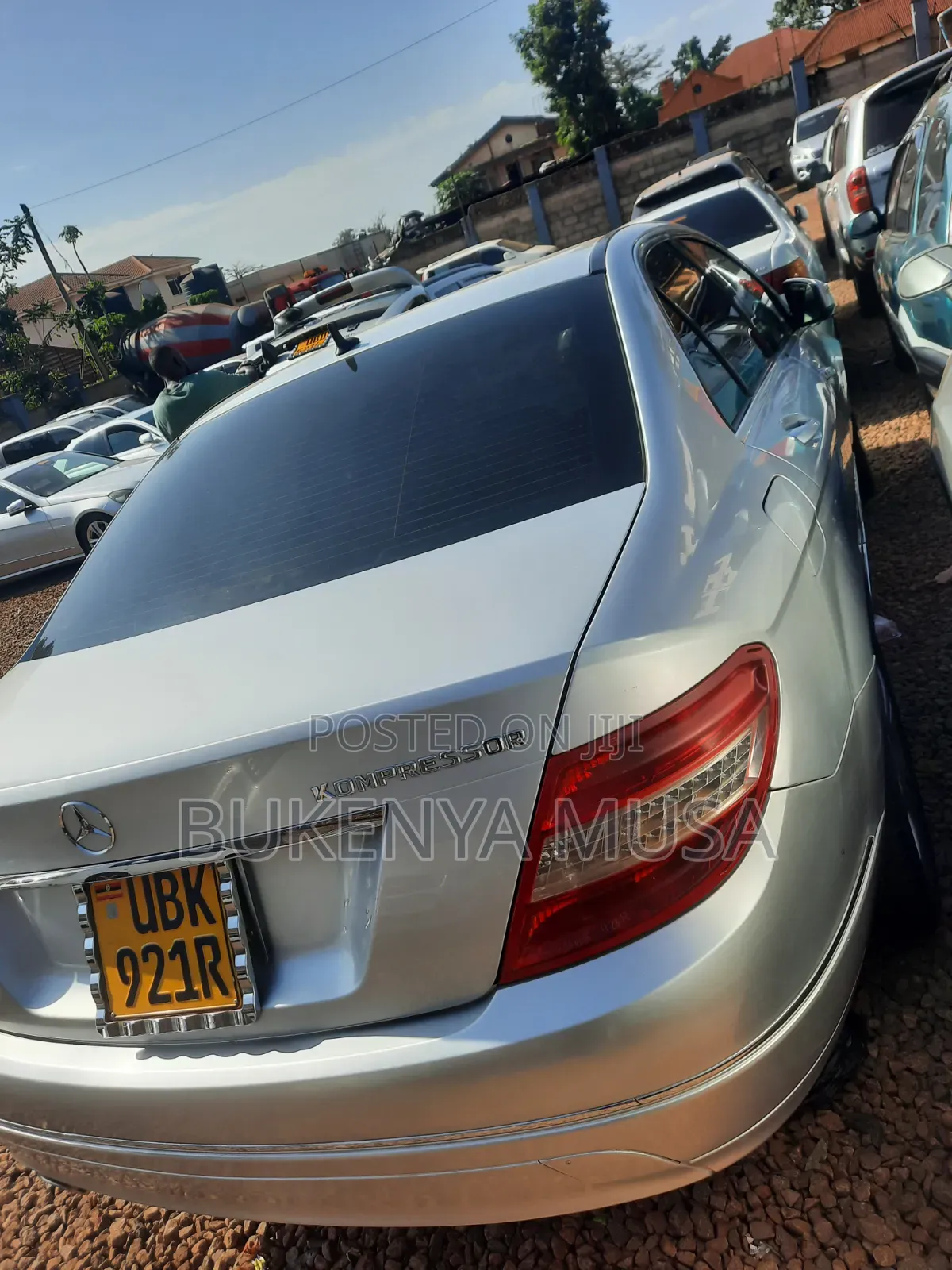 Mercedes-Benz C200 2011 Silver