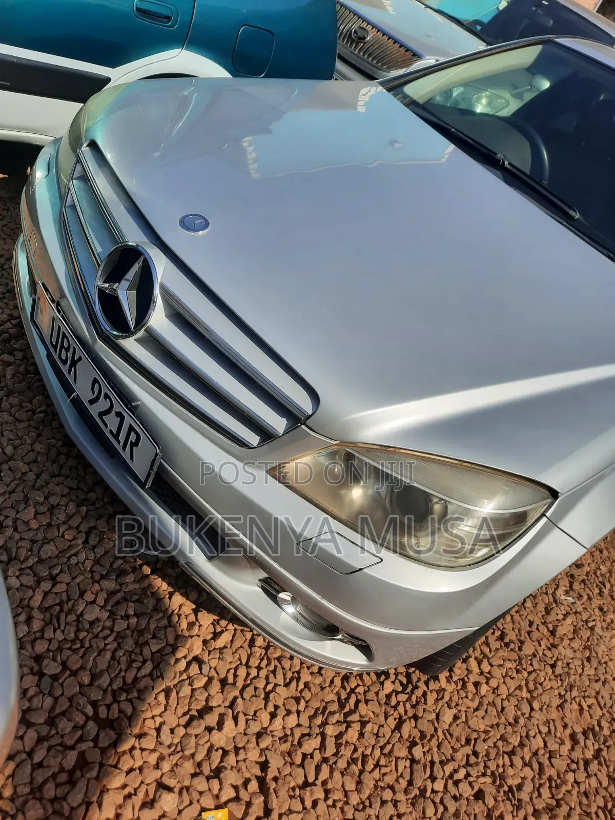 Mercedes-Benz C200 2011 Silver