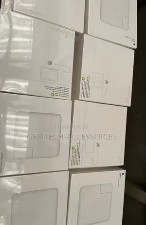 Apple 61W USB-C Power Adapter