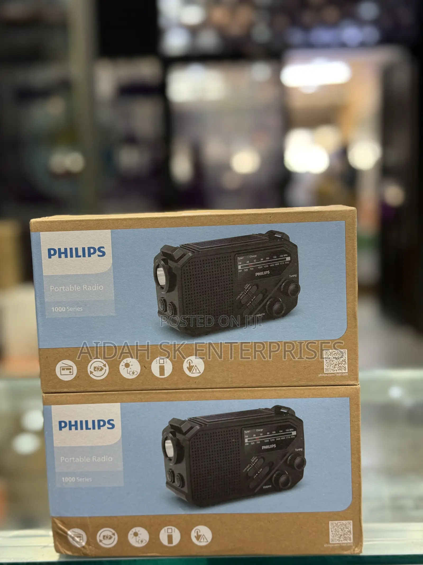 Philips TAR1609 Portable FM/AM Radio With Internal Rechargeable