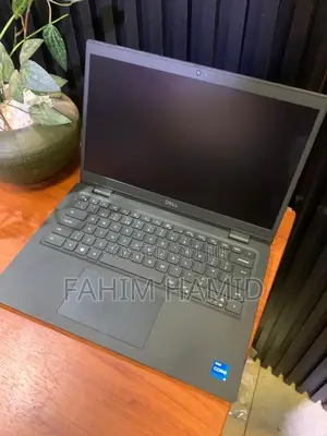 Laptop Dell Latitude 3120 8GB Intel Core i5 SSD 128GB