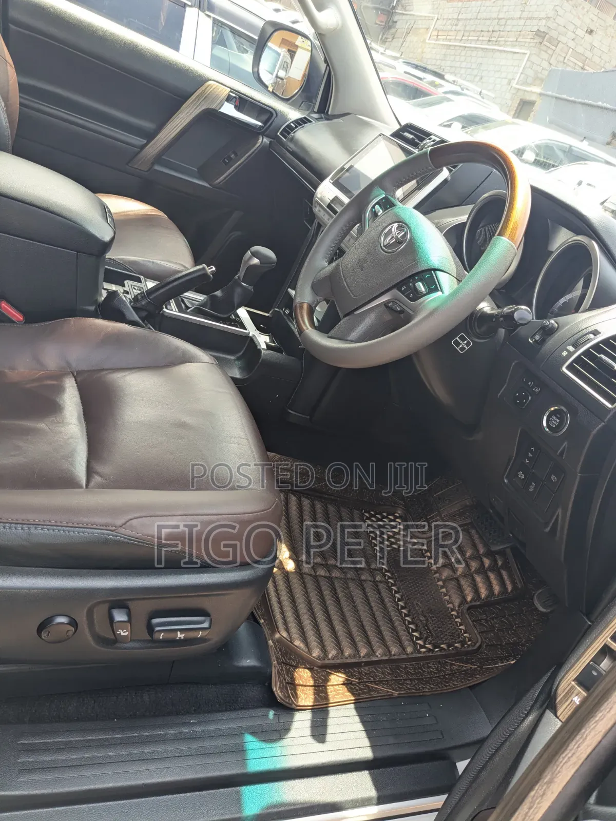 Toyota Land Cruiser Prado 2018 White