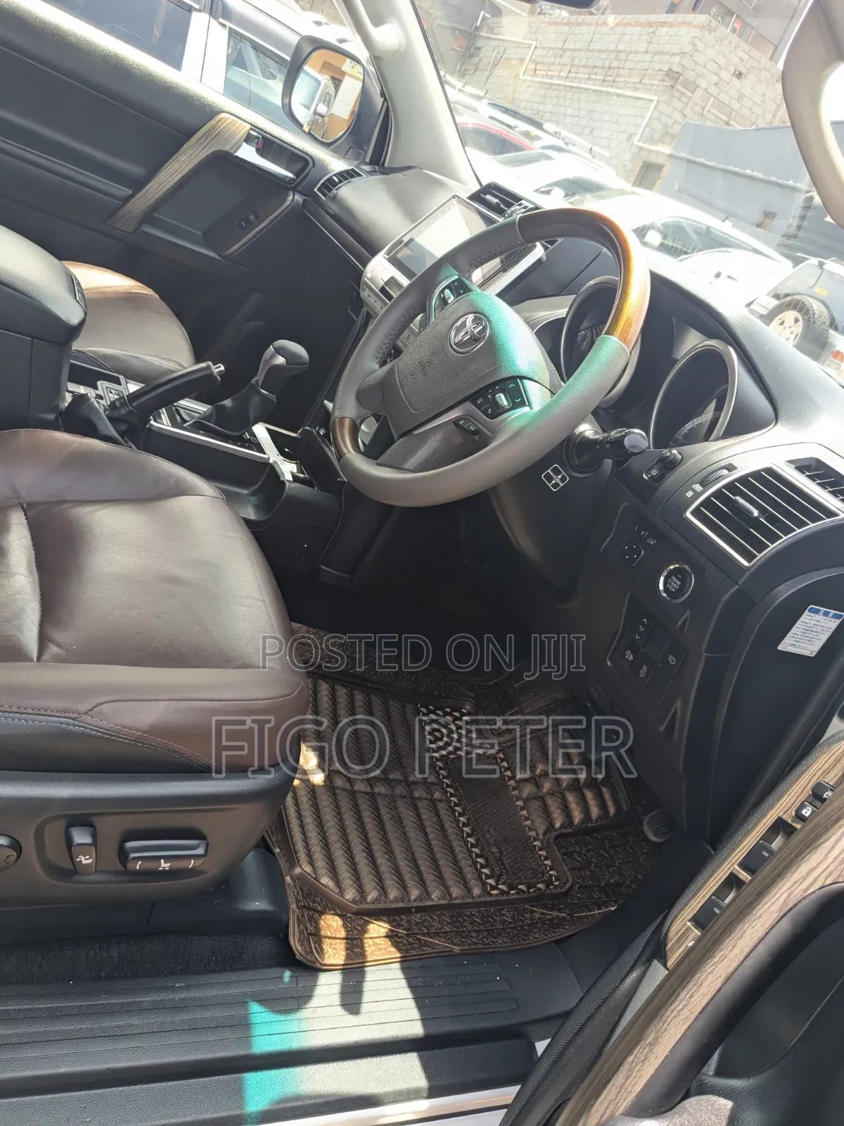 Toyota Land Cruiser Prado 2018 White