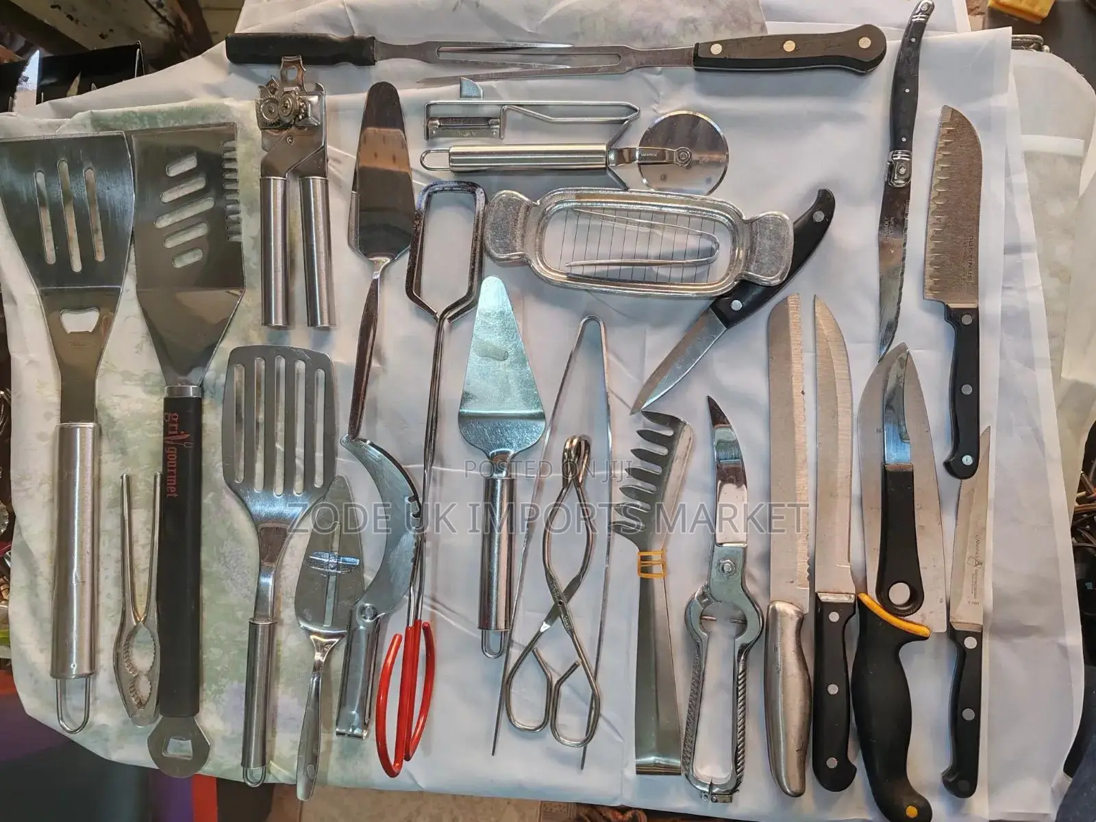 Full Set of Kitchen and Grill Cutlery