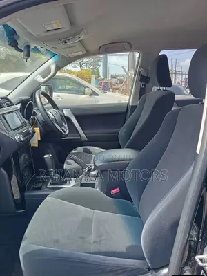 Toyota RAV4 2010 Silver