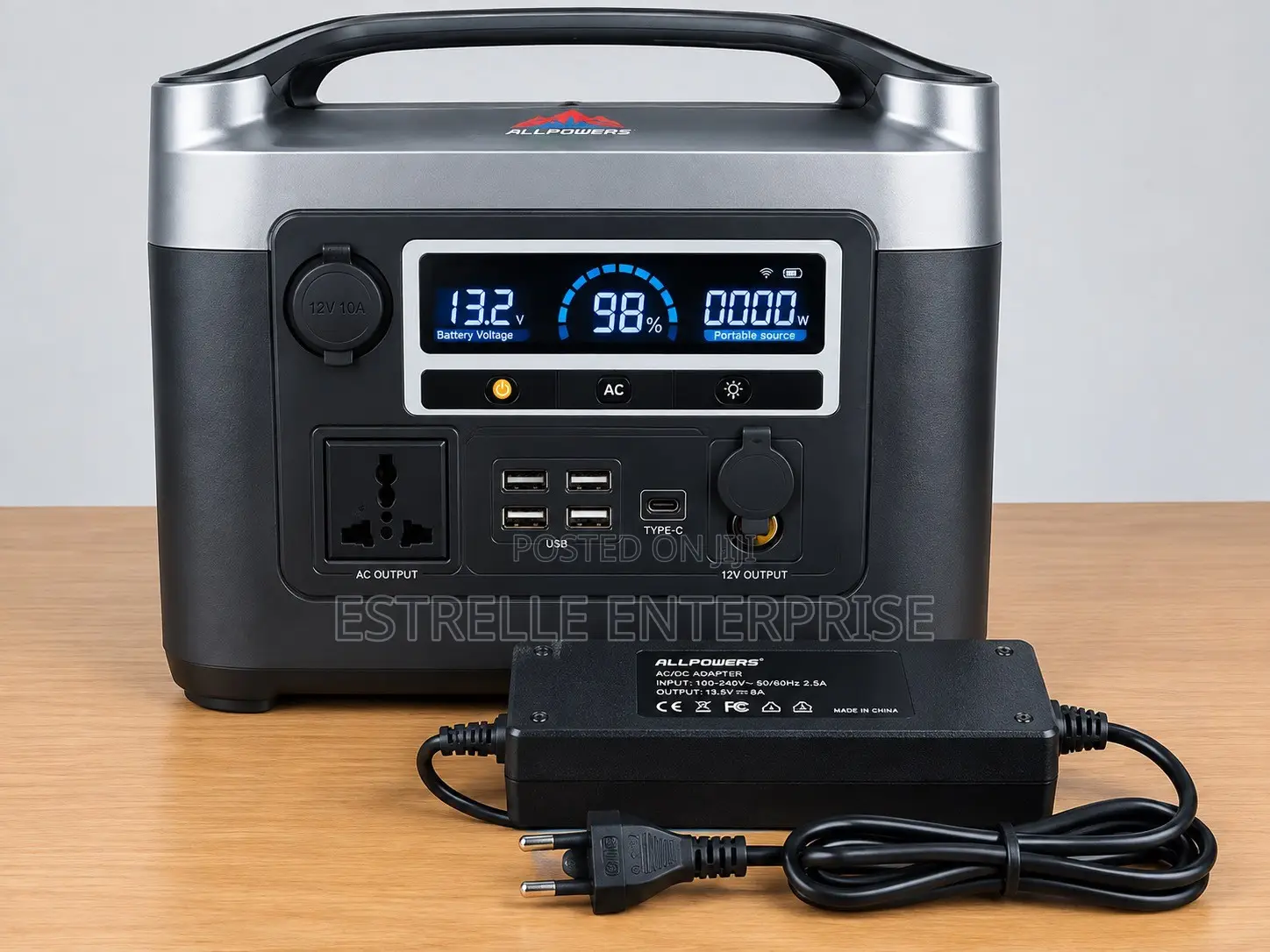 1500W Portable Power Station 25.6V LiFePO4 Solar Generator
