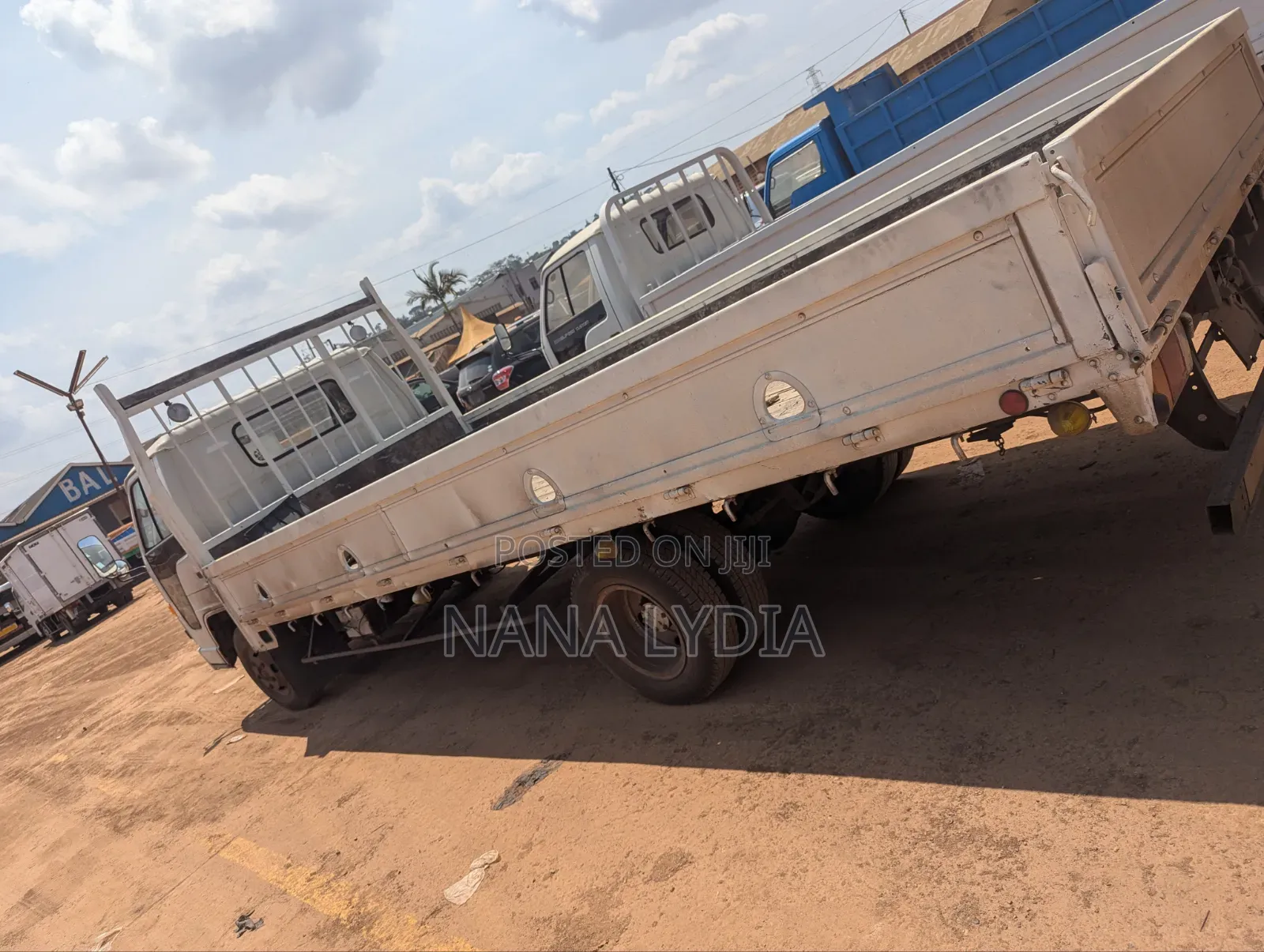 Isuzu Truck