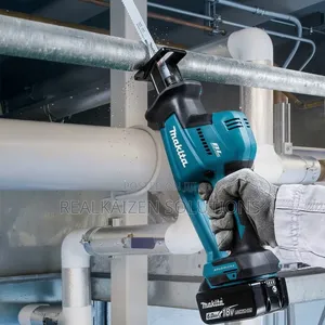 MAKITA 18V Rechargeable Reciprocating Hand Saw With Battery| Charger